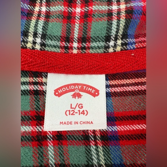 Plaid Red and Green Women’s Pajamas Button Front Long Sleeve Holiday Size Large - Picture 4 of 7